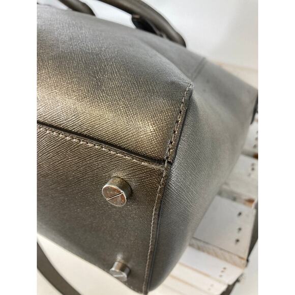 MICHAEL KORS, PUTER METALIC SAFFIANO LEATHER CROSSBODY BAG - Picture 12 of 16